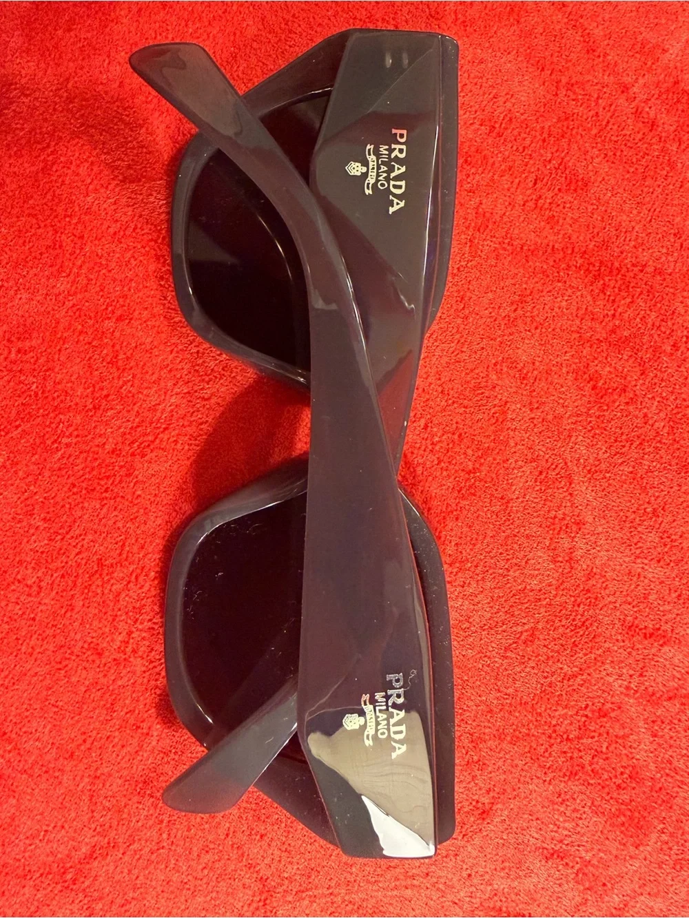Prada Black Sunglasses Temple Arm